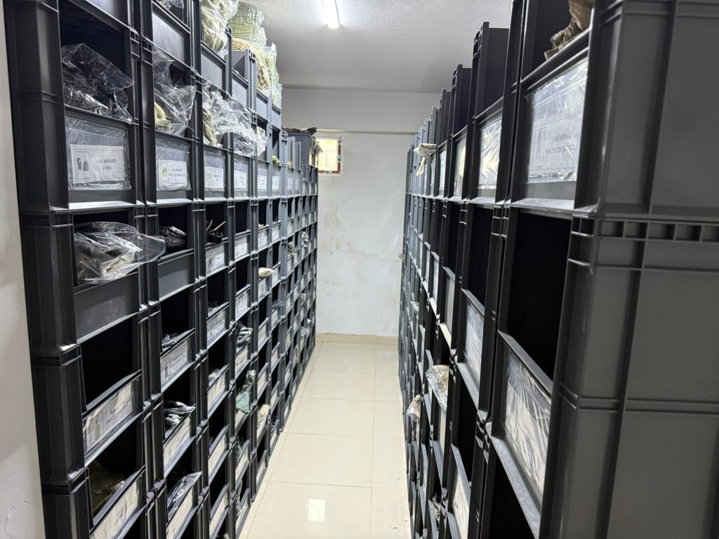 cephe toptan asker malzemeleri outdoor depo1