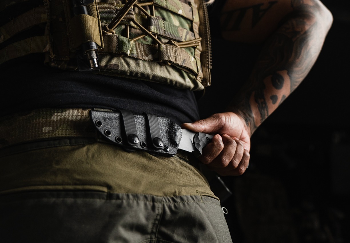 Merak Edilen 17 Soru Çakı ile Uçağa Girilir mi Merak Edilen 17 Soru Çakı ile Uçağa Girilir mi